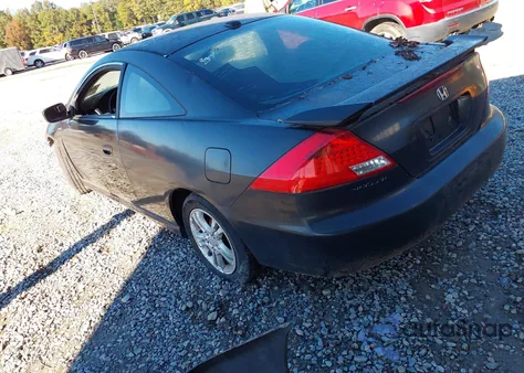 2006 Honda Accord 2.4 Ex z USA, uszkodzony, nr VIN 1HGCM72686A008699